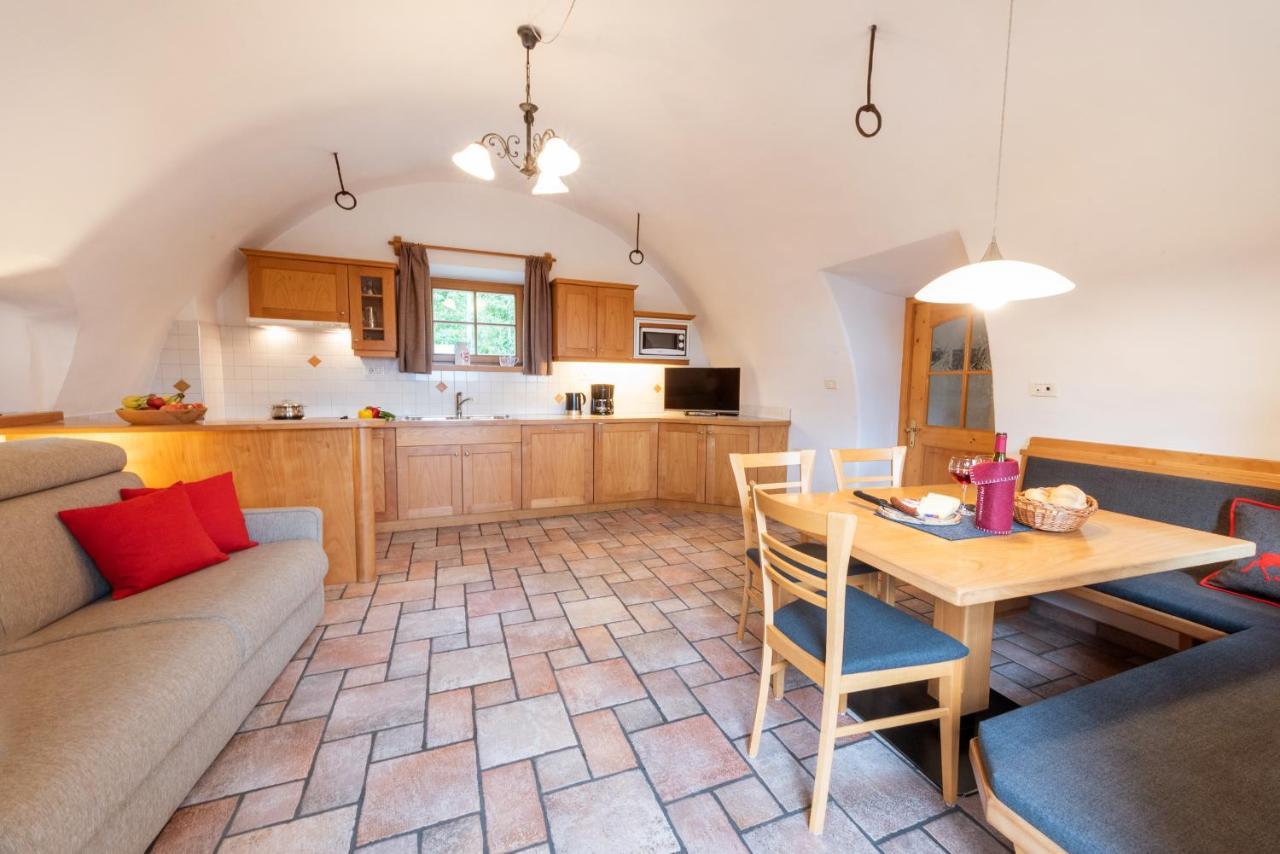 Schmalzerhof - Apartment Appiano Sulla Strada Del Vino