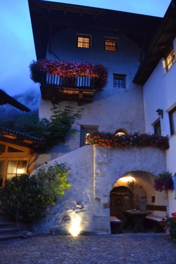 Schmalzerhof - *
